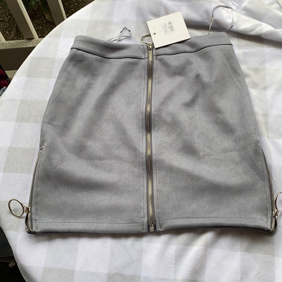 seek the label Dresses & Skirts - Seek the label grey mini skirt